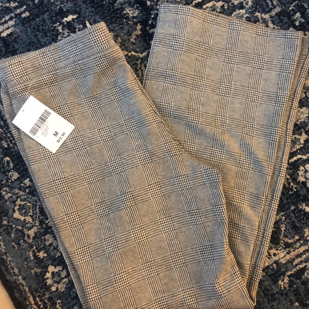 Plaid Cropped Pants